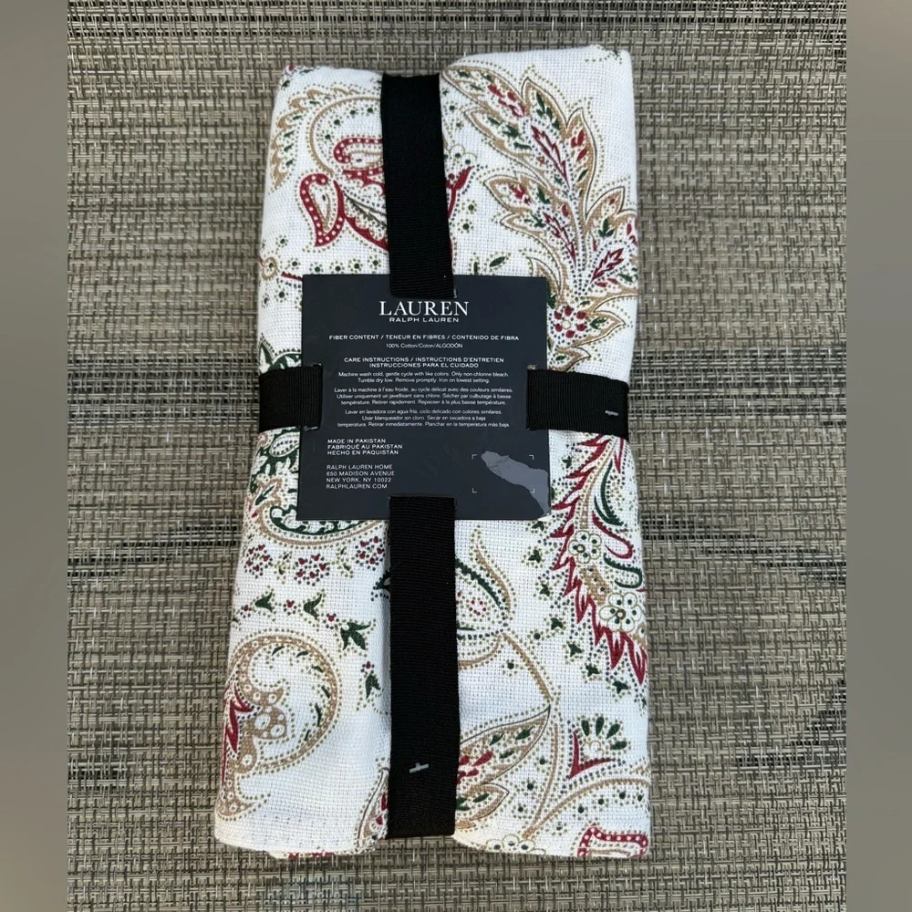 Ralph Lauren Cream Red Green Christmas Paisley Cotton Napkin Set 4pc